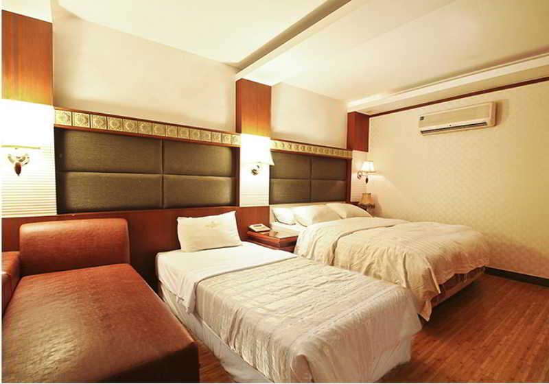 Reborn Suwon Silkroad Hotel Buitenkant foto