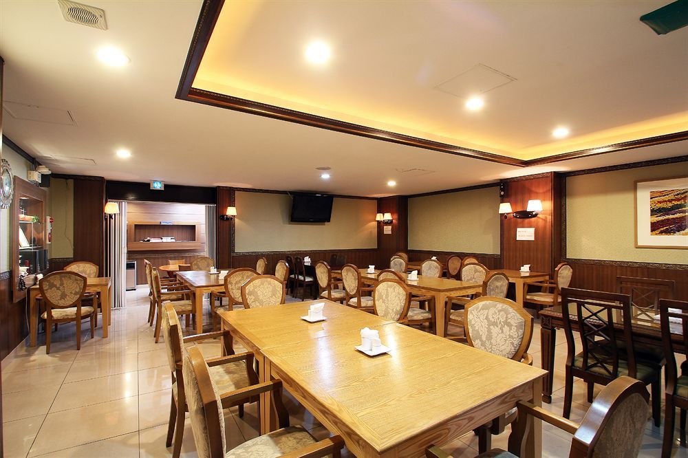Reborn Suwon Silkroad Hotel Buitenkant foto