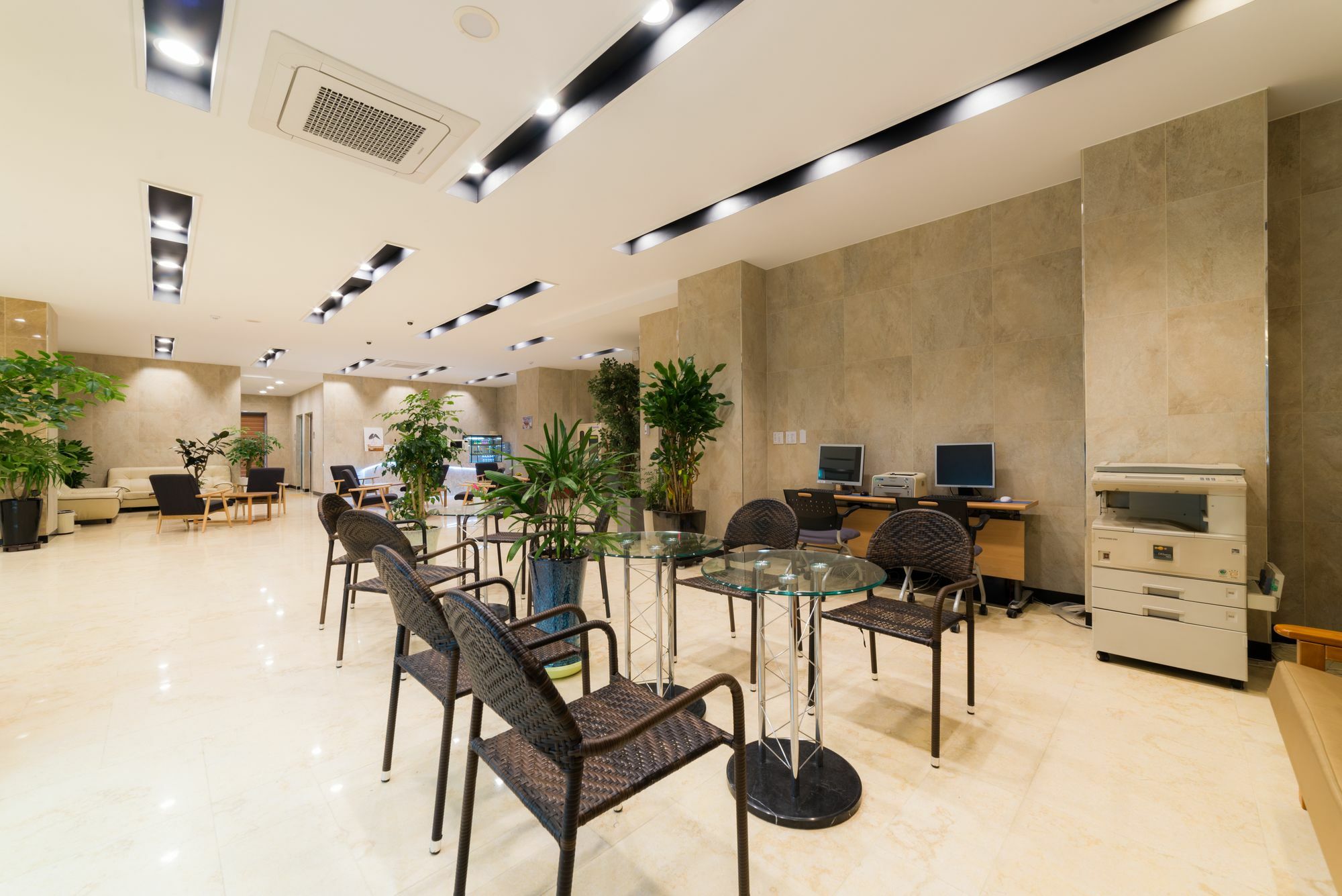 Reborn Suwon Silkroad Hotel Buitenkant foto